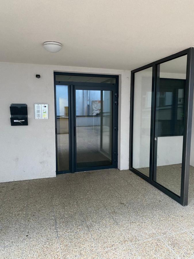 The Elite Suite II Downtown Ac & Garage Parking Bratislava Esterno foto