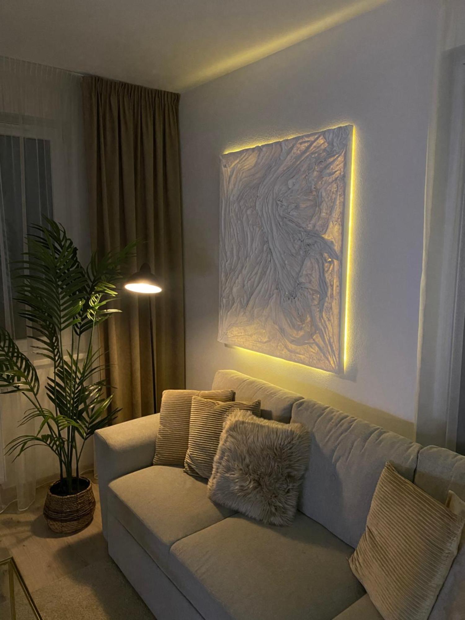 The Elite Suite II Downtown Ac & Garage Parking Bratislava Esterno foto
